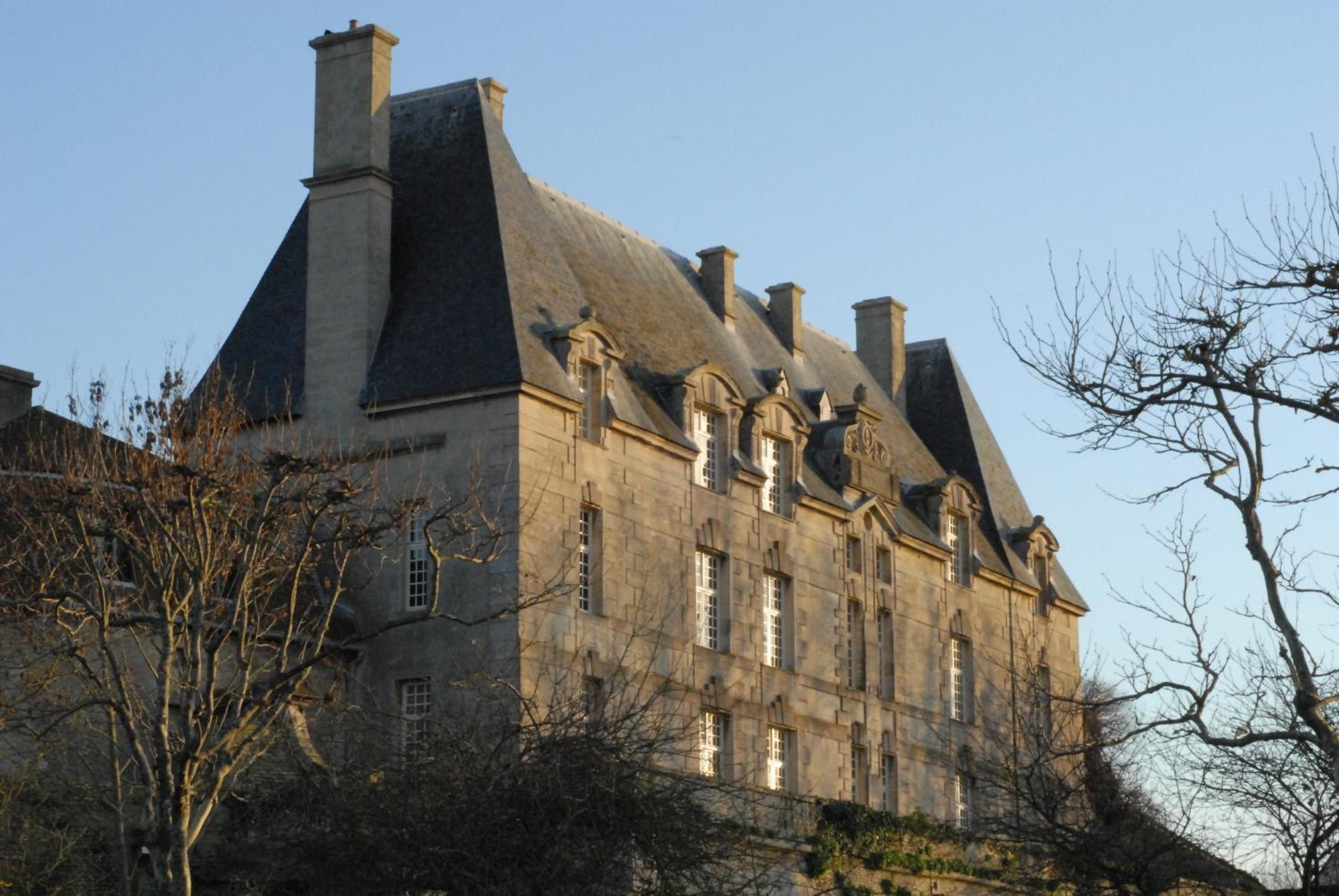 Chateau De Courseulles ภายนอก รูปภาพ